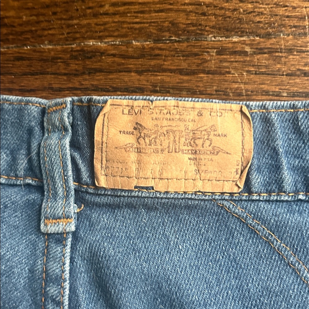 Vintage 70s Levi's Big E Bell Bottom Jeans - Picture 3 of 8